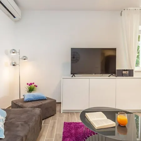 Luxurious With Private Pool וילה דוברובניק
