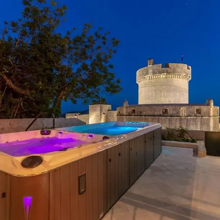 Luxurious With Private Pool Dubrovnik