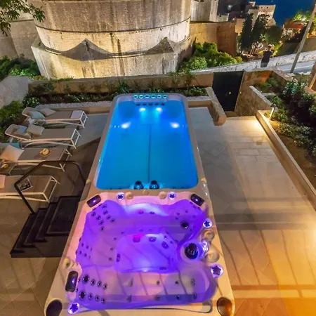 Villa Luxurious With Private Pool Dubrovnik